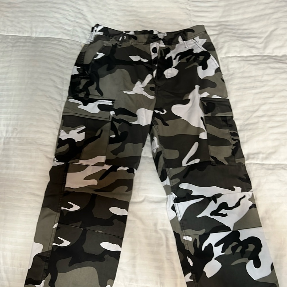 Womens black and white camo cargo pants